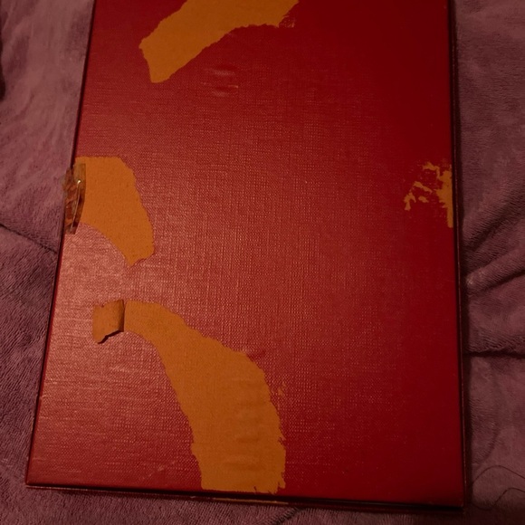 Classic Word Game with Blue and Cream Design Vintage - Picture 10 of 12